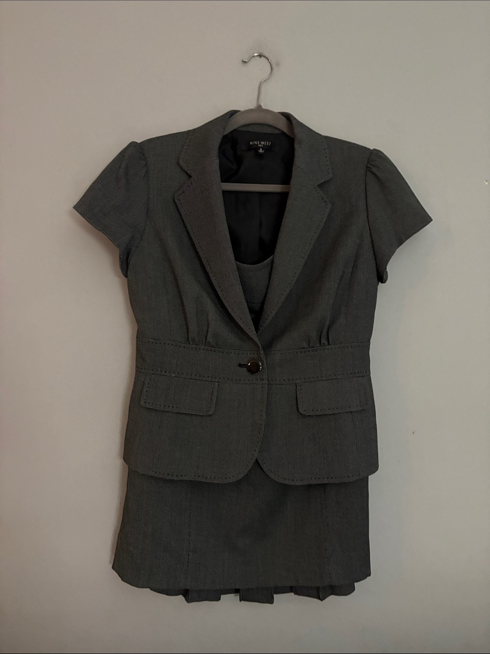 Nine West Gray Short-Sleeve Skirt Suit Set